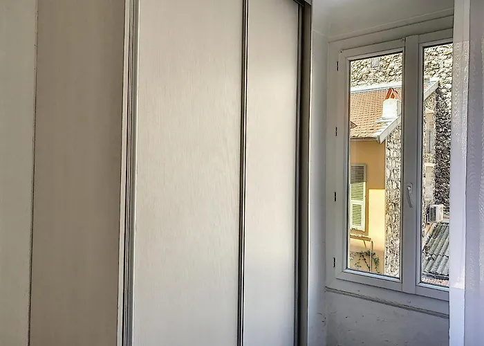 2-bedrooms аpartment Port With Parking Nizza