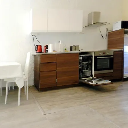 2-bedrooms аpartment Port With Parking 公寓 *