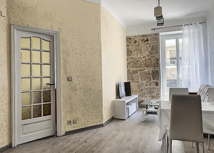 2-bedrooms аpartment Port With Parking Nice